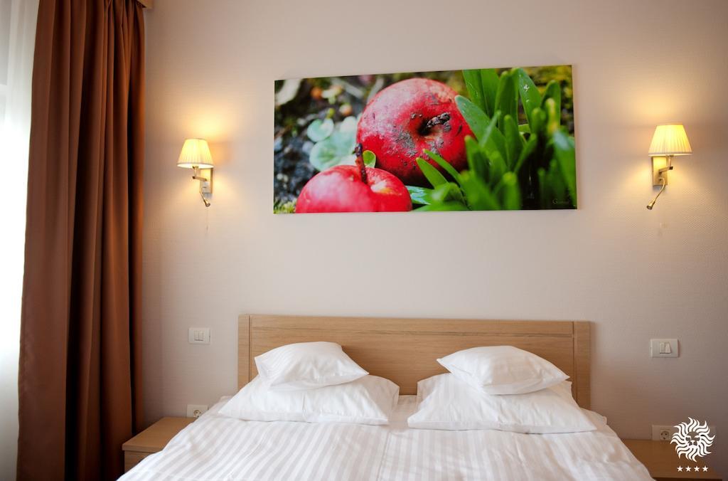Hotel Leon & Spa Arad Habitación foto